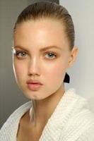 самый актуальный тренд недели моды в милане весна-лето 2011: естественный макияж